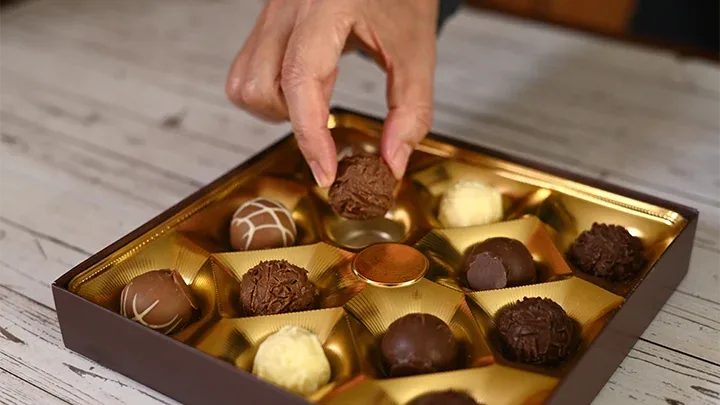 PMS-Eating-Chocolate