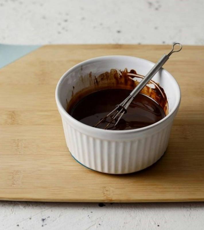 Chocolate Drops: Everything You Need to Know about The Ultimate Baking Essential 4 Chocolate Drops: Everything You Need to Know about The Ultimate Baking Essential 1